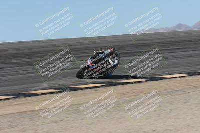 media/Oct-13-2025-Moto Forza (Mon) [[a66d839500]]/3-B Group/Session 2 (Bowl)/